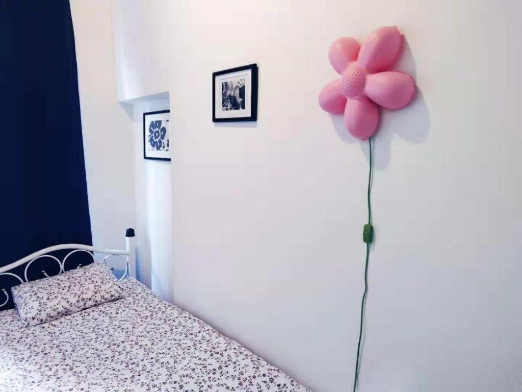 Cozy Rooms With Share The Bathroom And Kitchen بروكسل المظهر الخارجي الصورة
