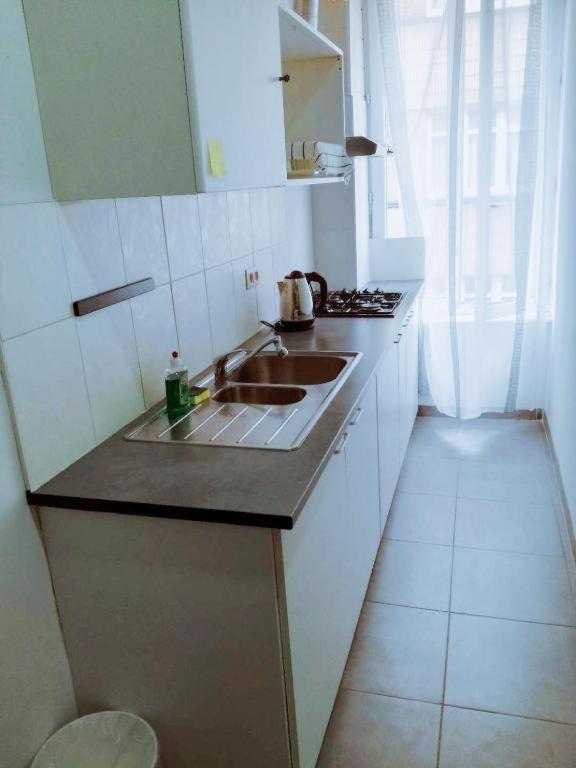 Cozy Rooms With Share The Bathroom And Kitchen بروكسل المظهر الخارجي الصورة
