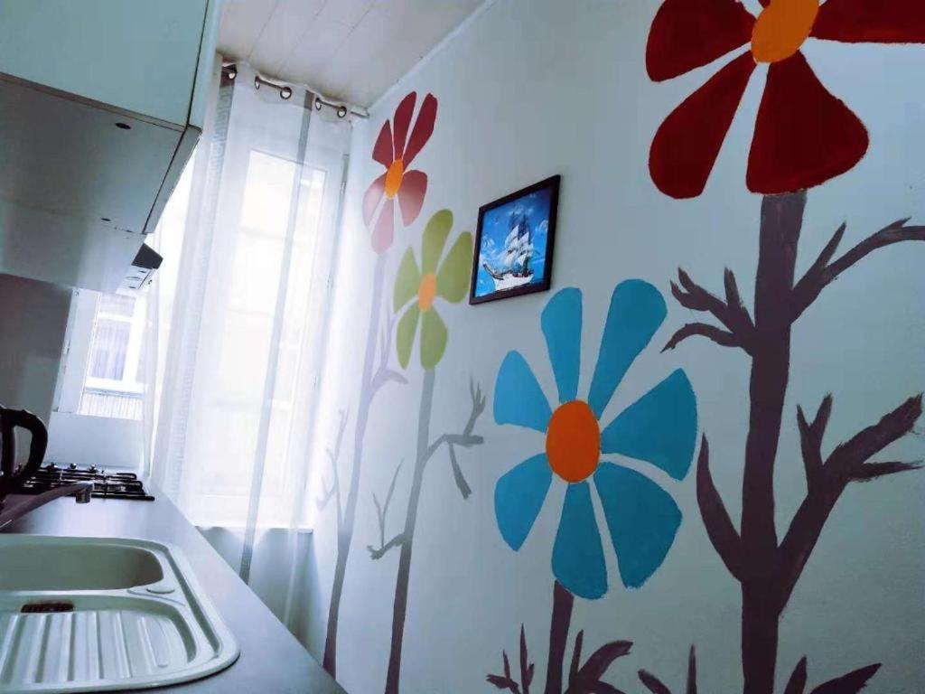 Cozy Rooms With Share The Bathroom And Kitchen بروكسل المظهر الخارجي الصورة